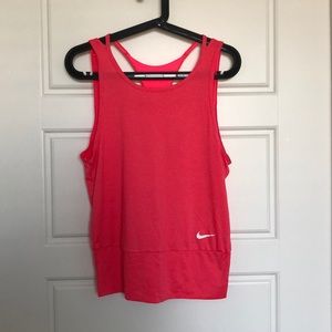 Nike S tank